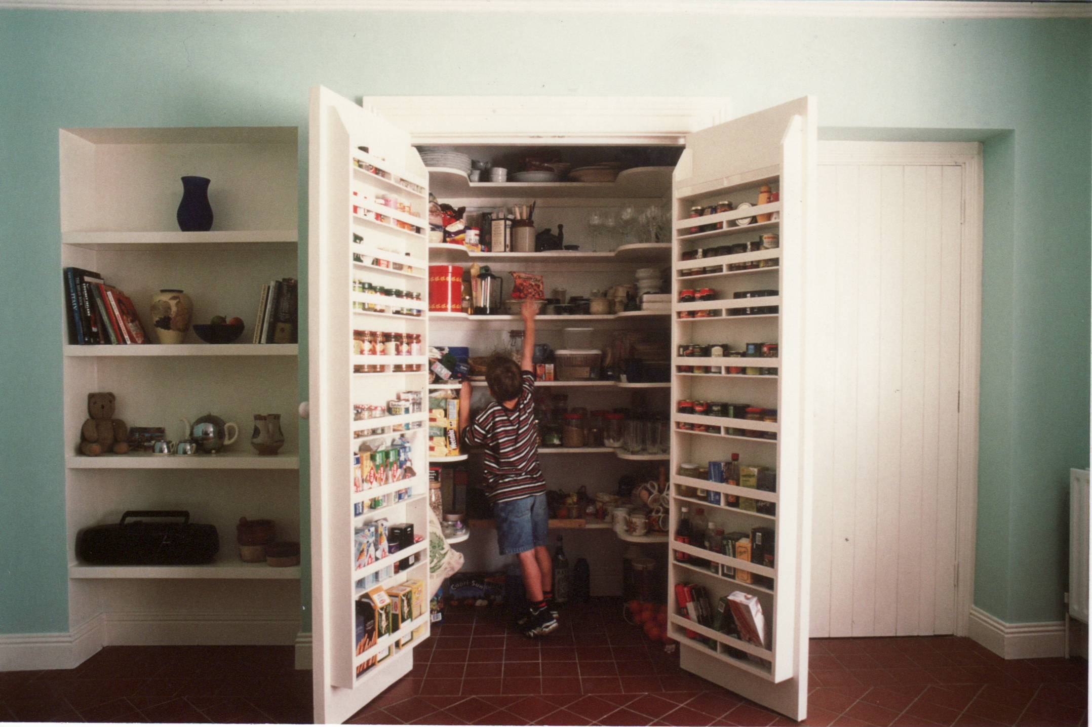 Old Fashioned Kitchen Cupboard Old Fashioned Kitchen Cupboard